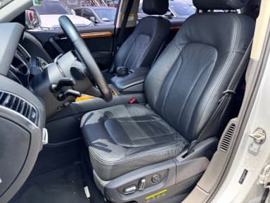 Q7