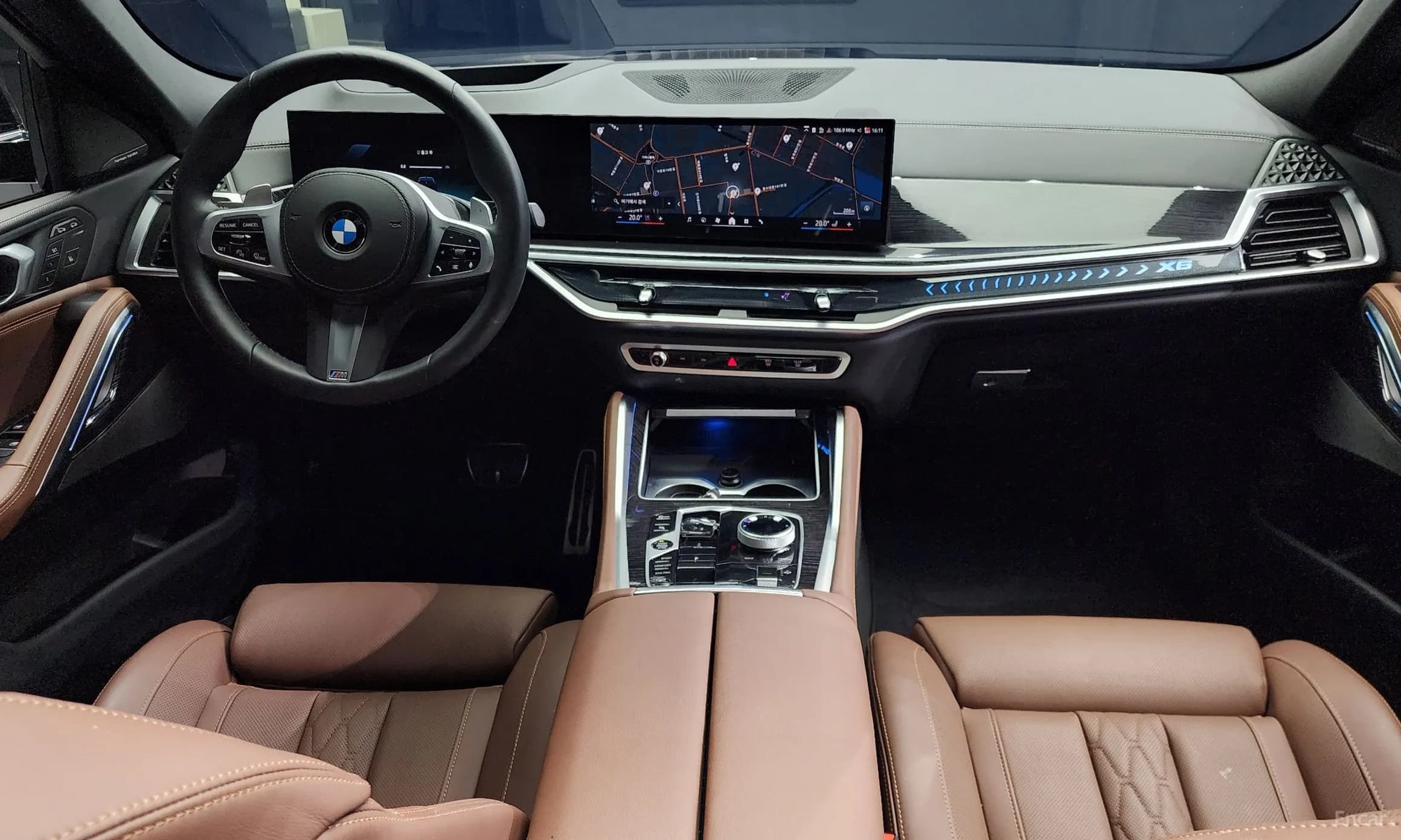 X6 (G06)