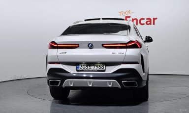 X6 (G06)