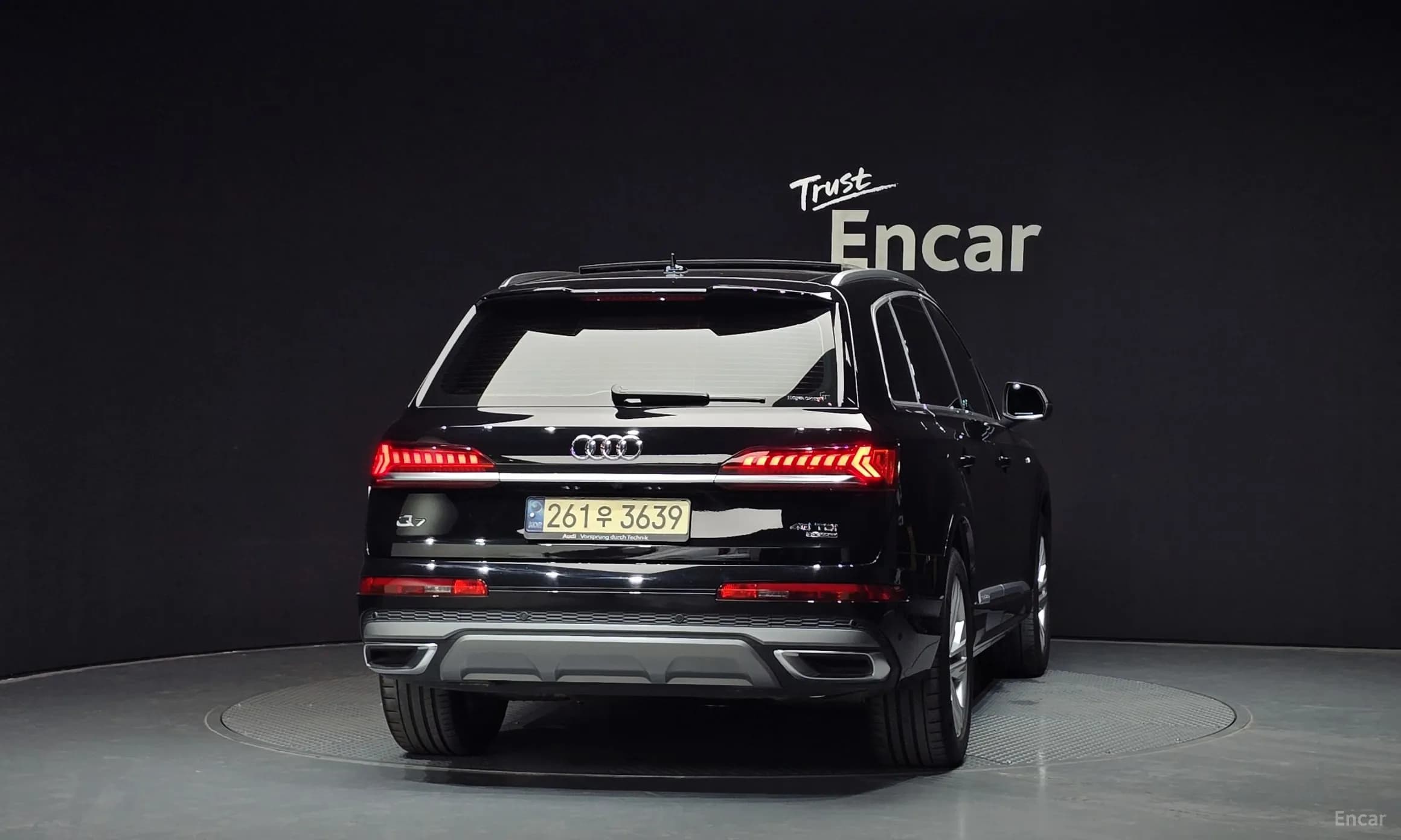 Q7 (4M)