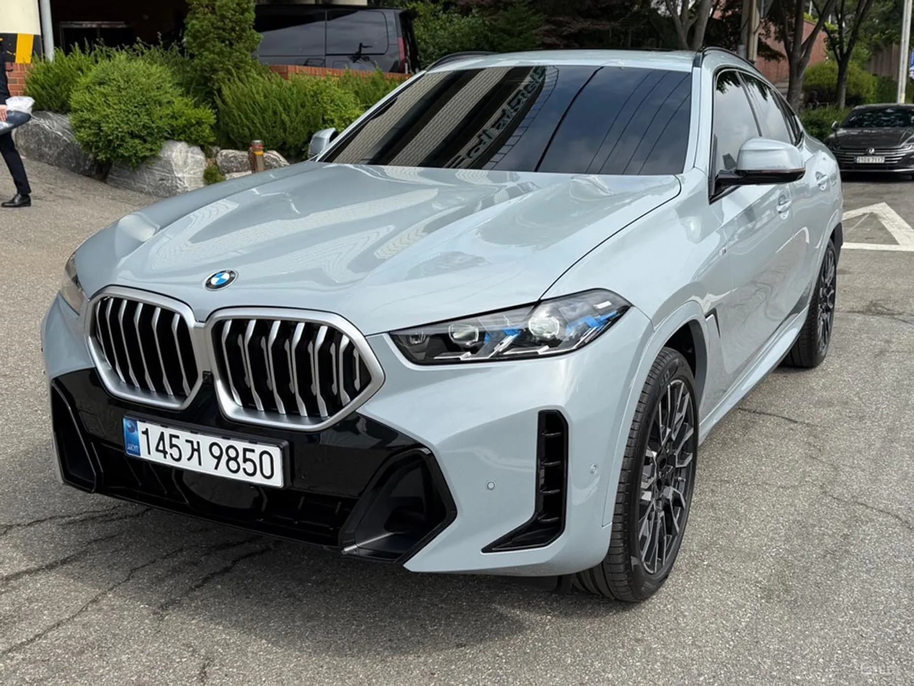 X6 (G06)