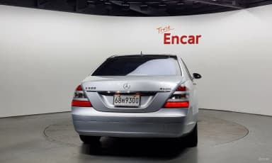 S-Class W221