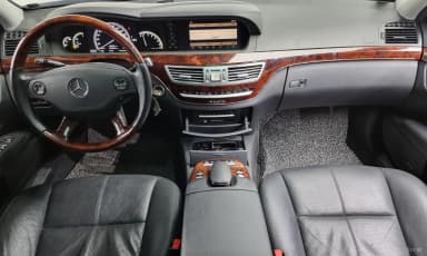 S-Class W221