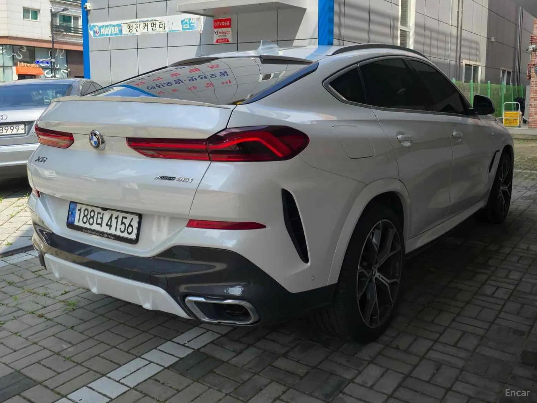 X6 (G06)