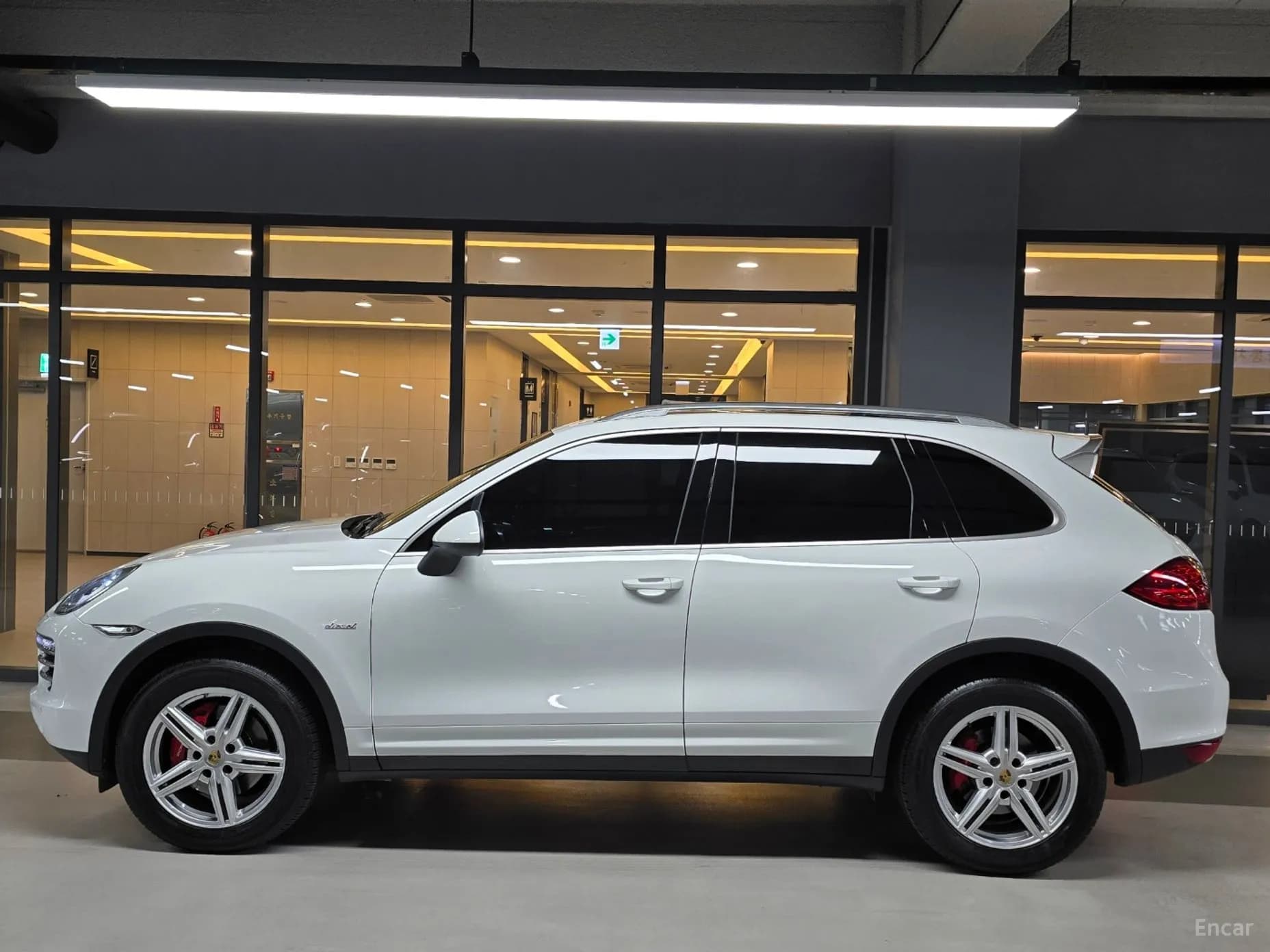 New Cayenne