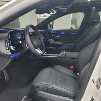 E-Class W214