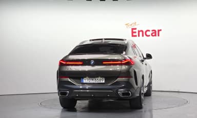 X6 (G06)