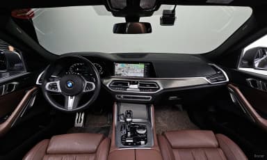 X6 (G06)