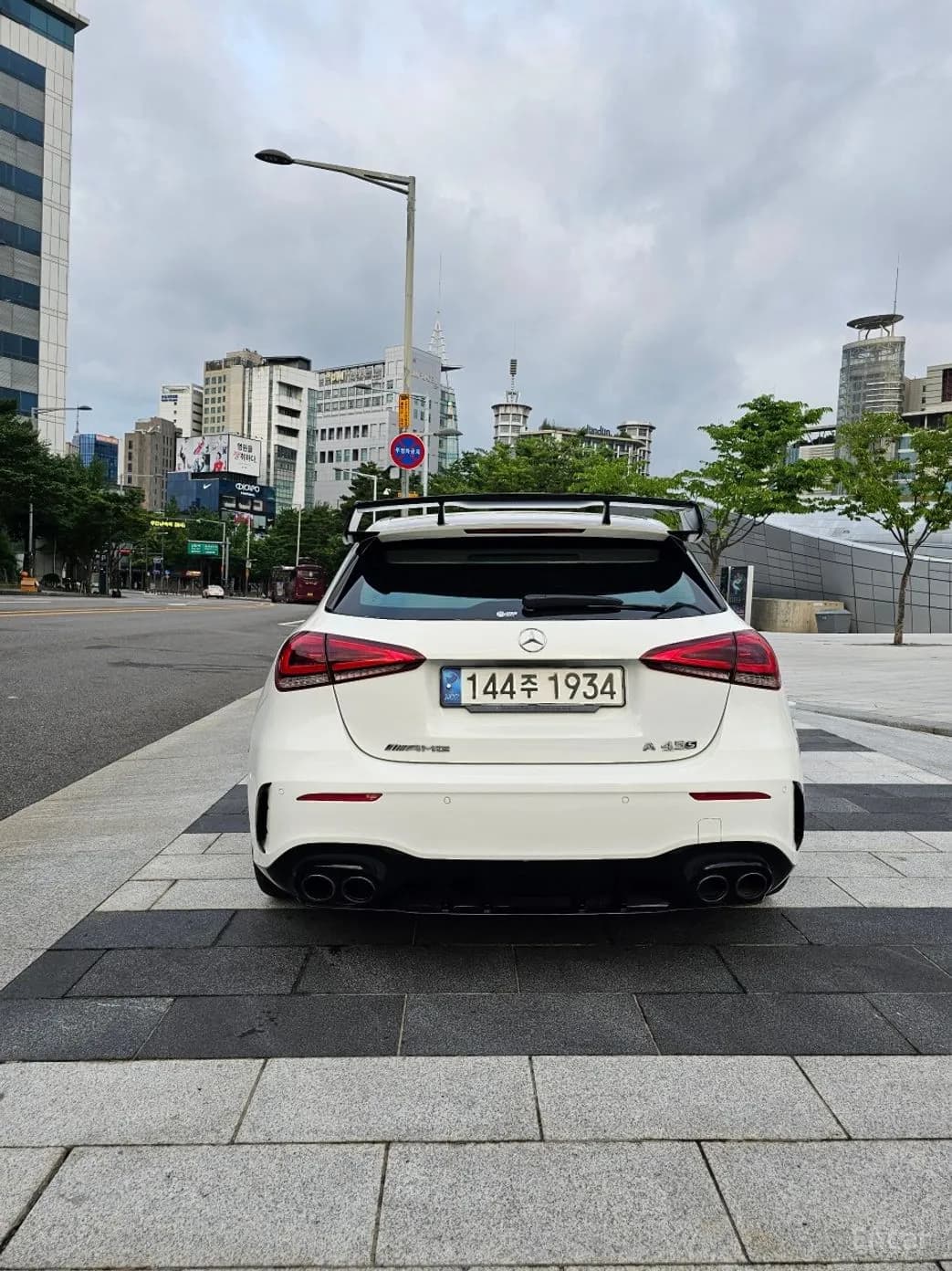 A-Class W177
