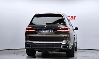 X7 (G07)