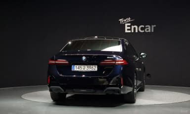 5 Series (G60)