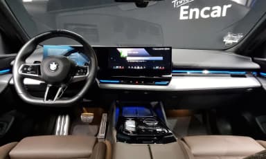 5 Series (G60)