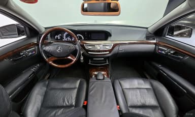 S-Class W221