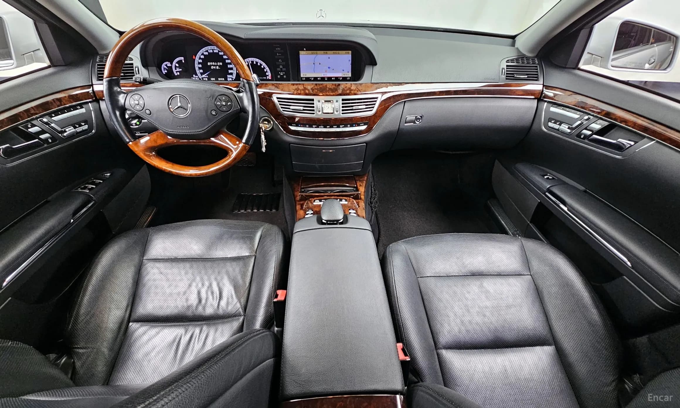 S-Class W221