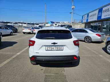 Trax Crossover