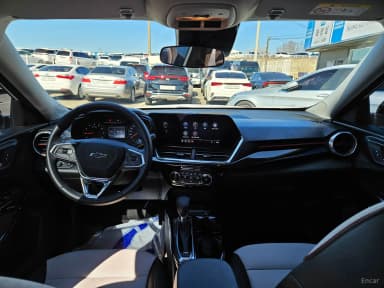 Trax Crossover