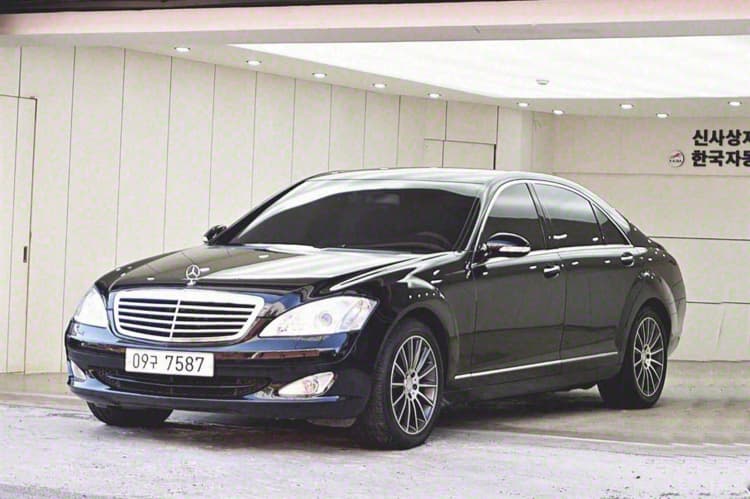 S-Class W221