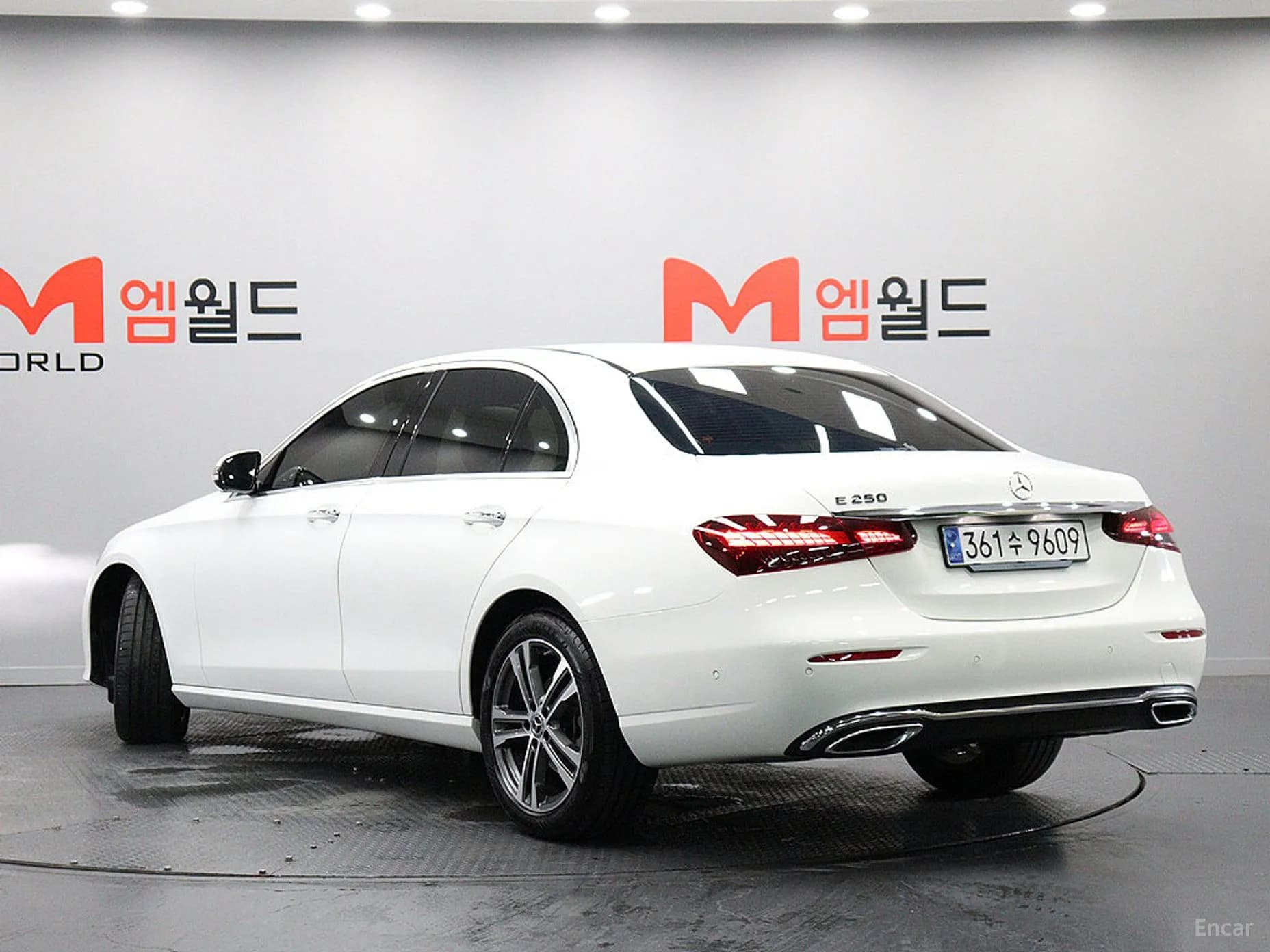 E-Class W213