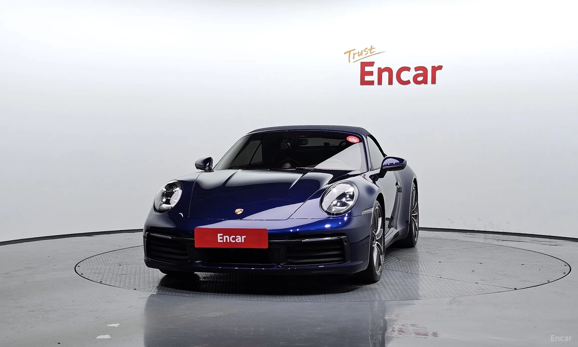911 (992)