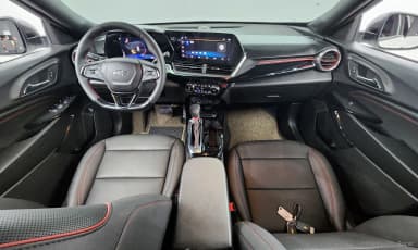 Trax Crossover