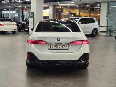 5 Series (G60)