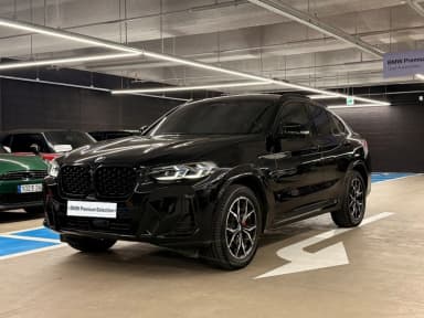 X4 (G02)