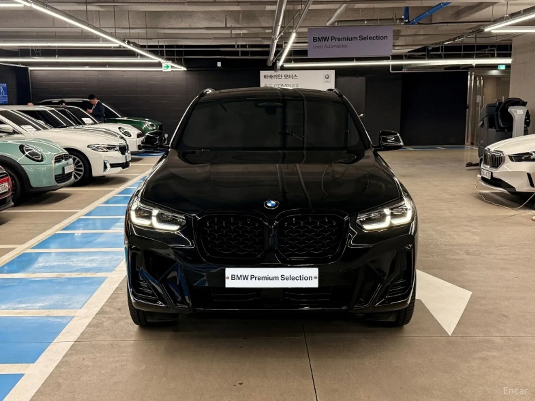 X4 (G02)