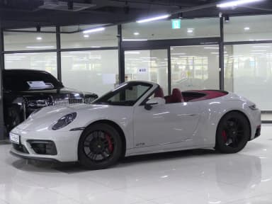 911 (992)