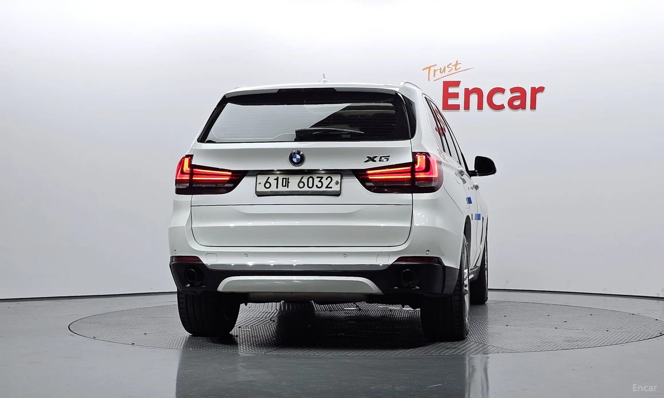 X5 (F15)