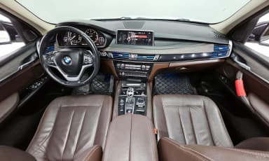 X5 (F15)