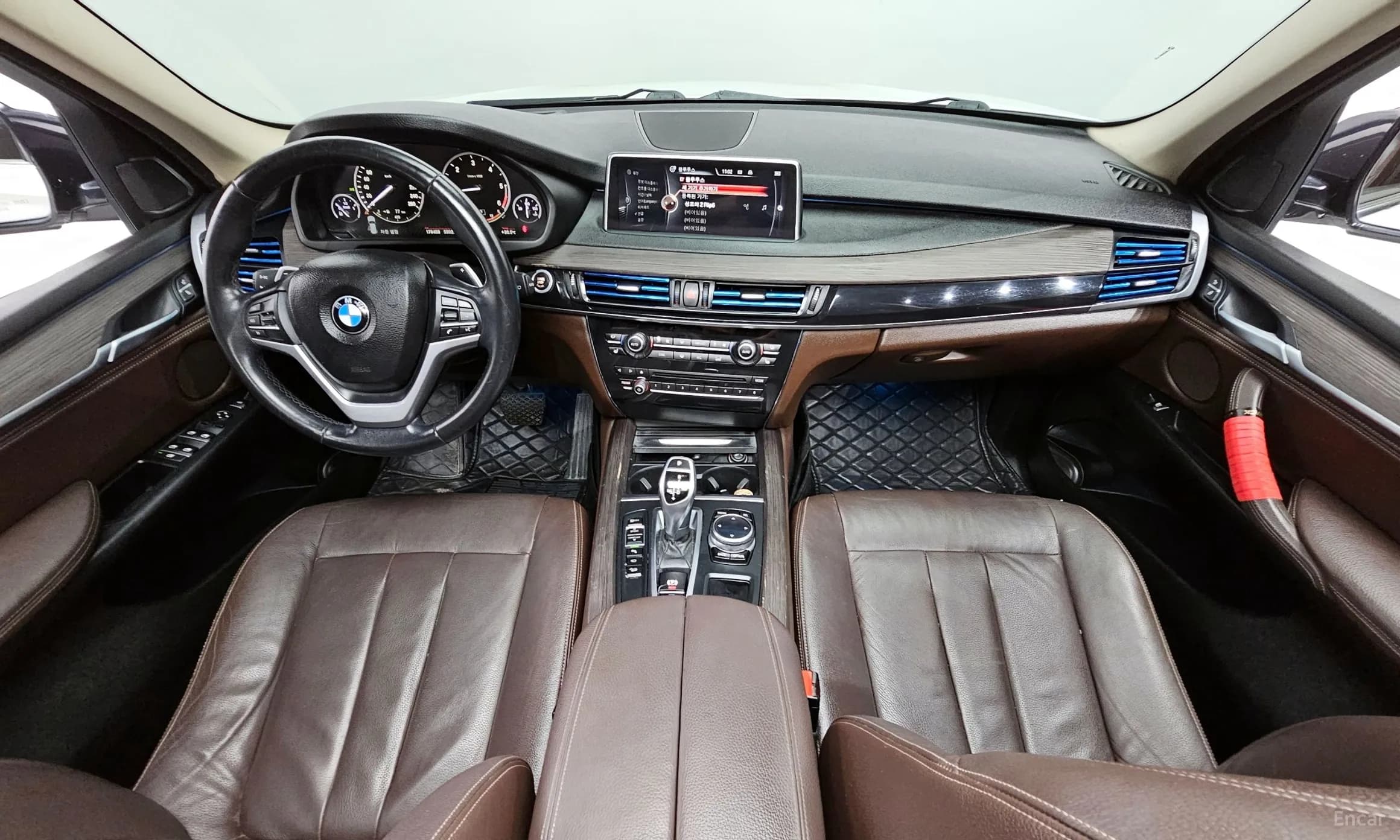 X5 (F15)
