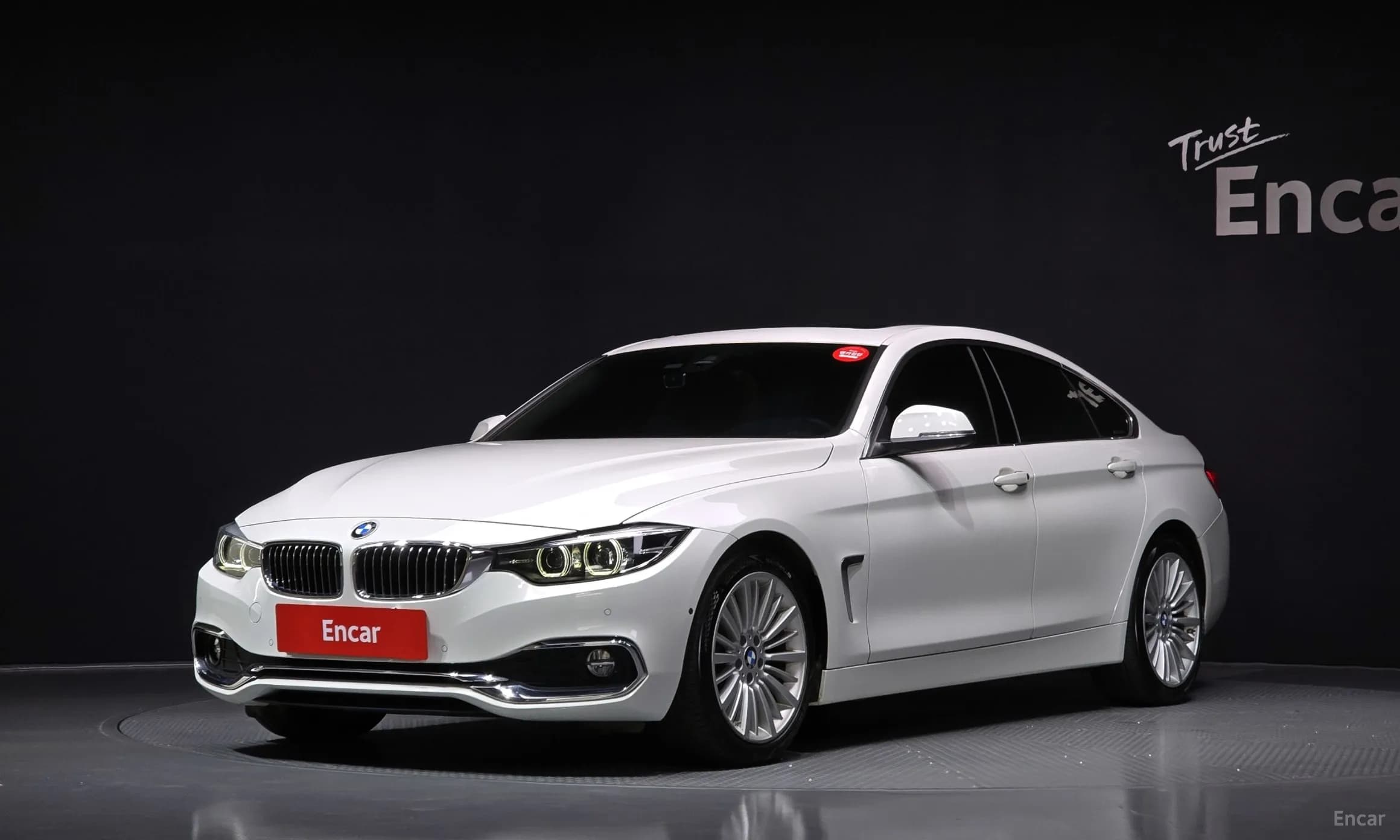 Series 4 (F32)