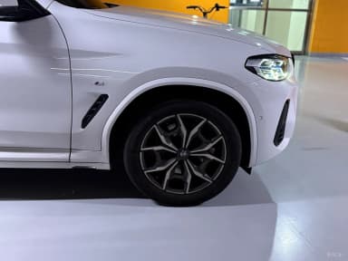 X4 (G02)