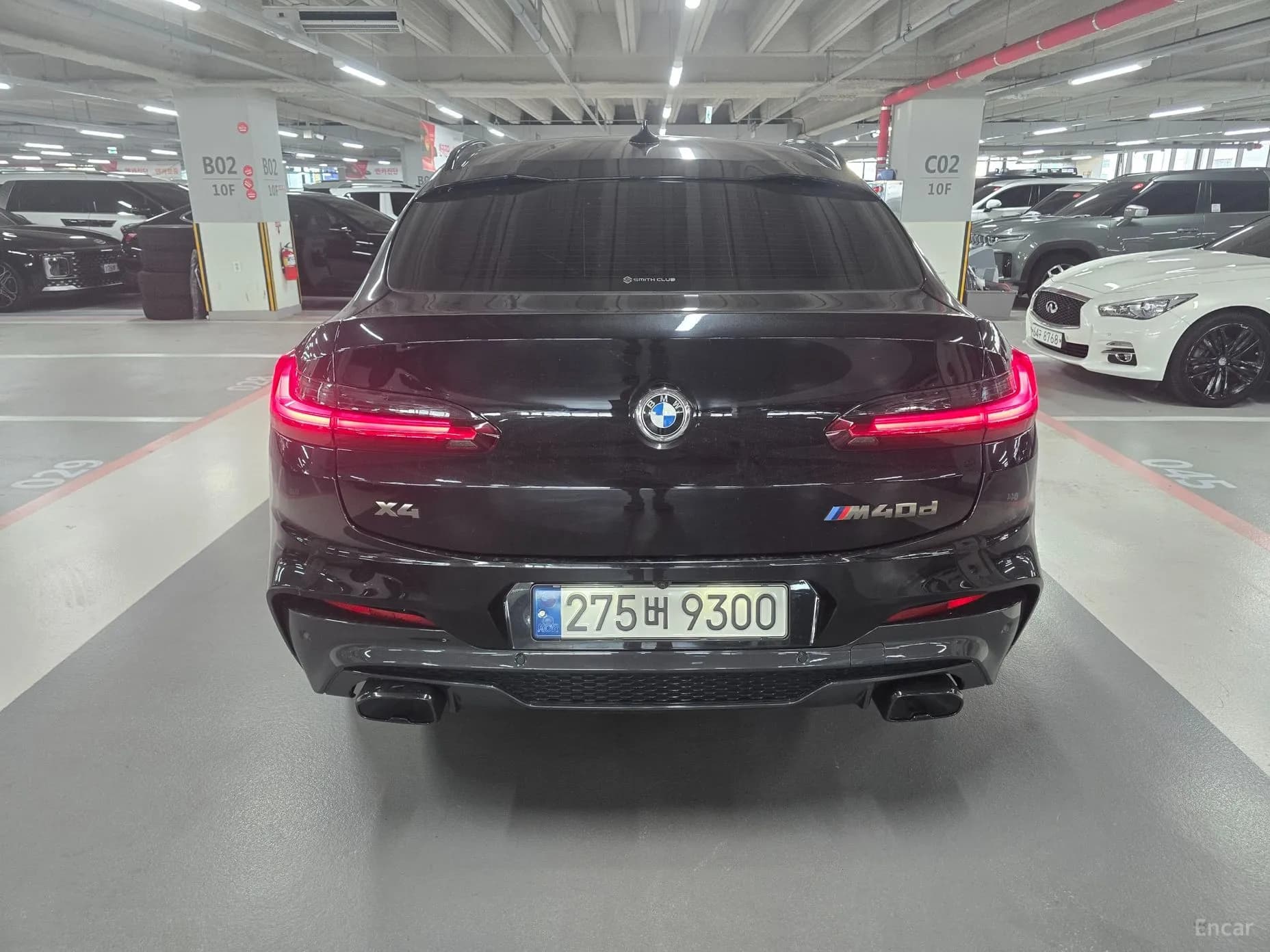 X4 (G02)