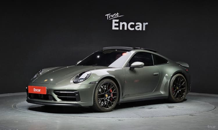 911 (992)