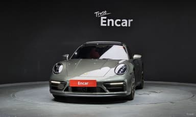 911 (992)