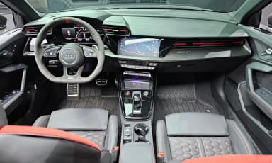 RS3 (8Y)
