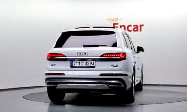 Q7 (4M)