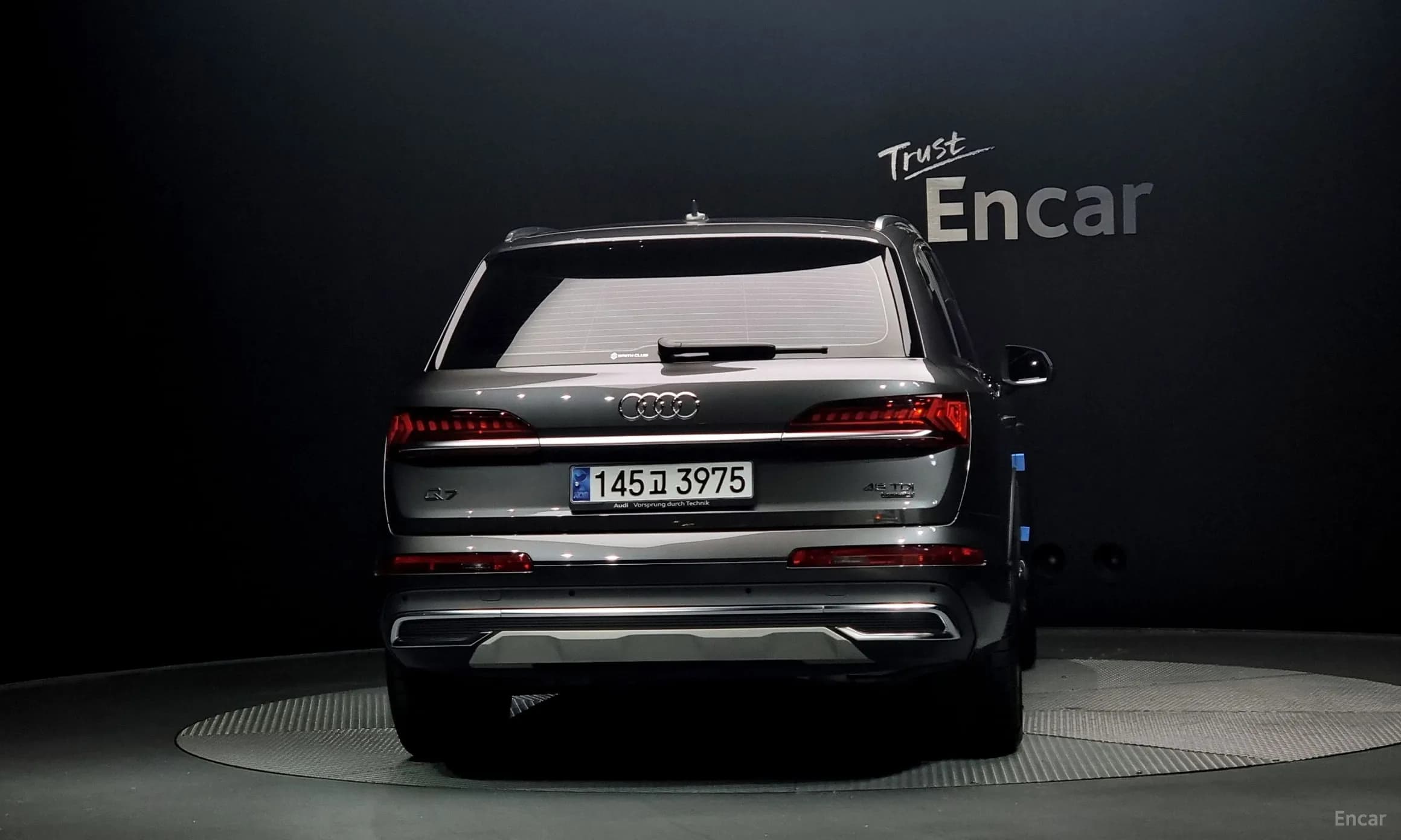 Q7 (4M)