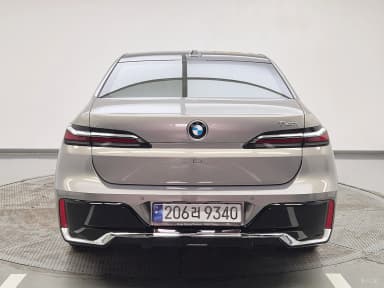 7 Series (G70)