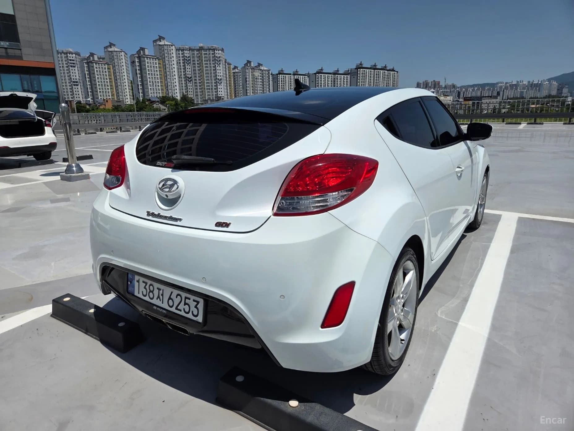 Veloster