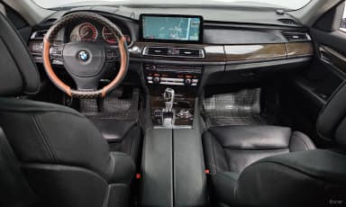 7 Series (F01)