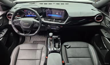 Trax Crossover
