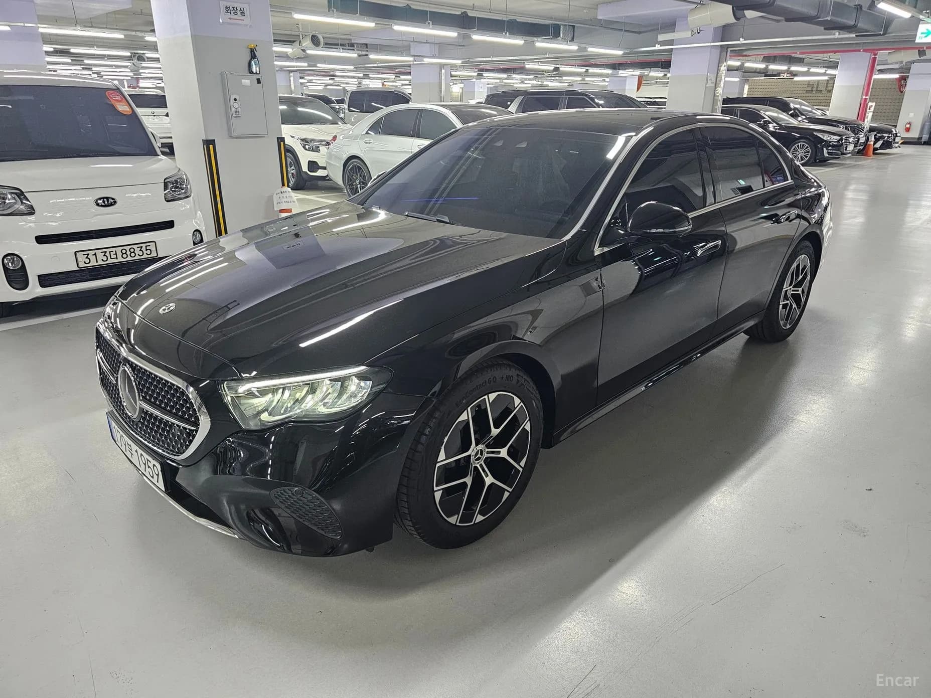 E-Class W214