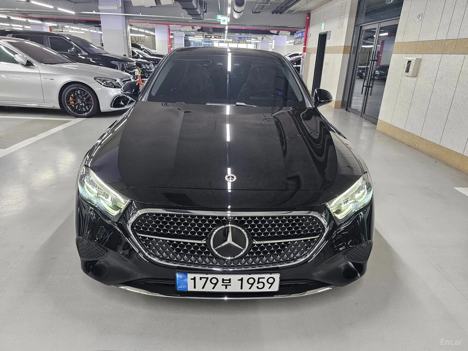 E-Class W214