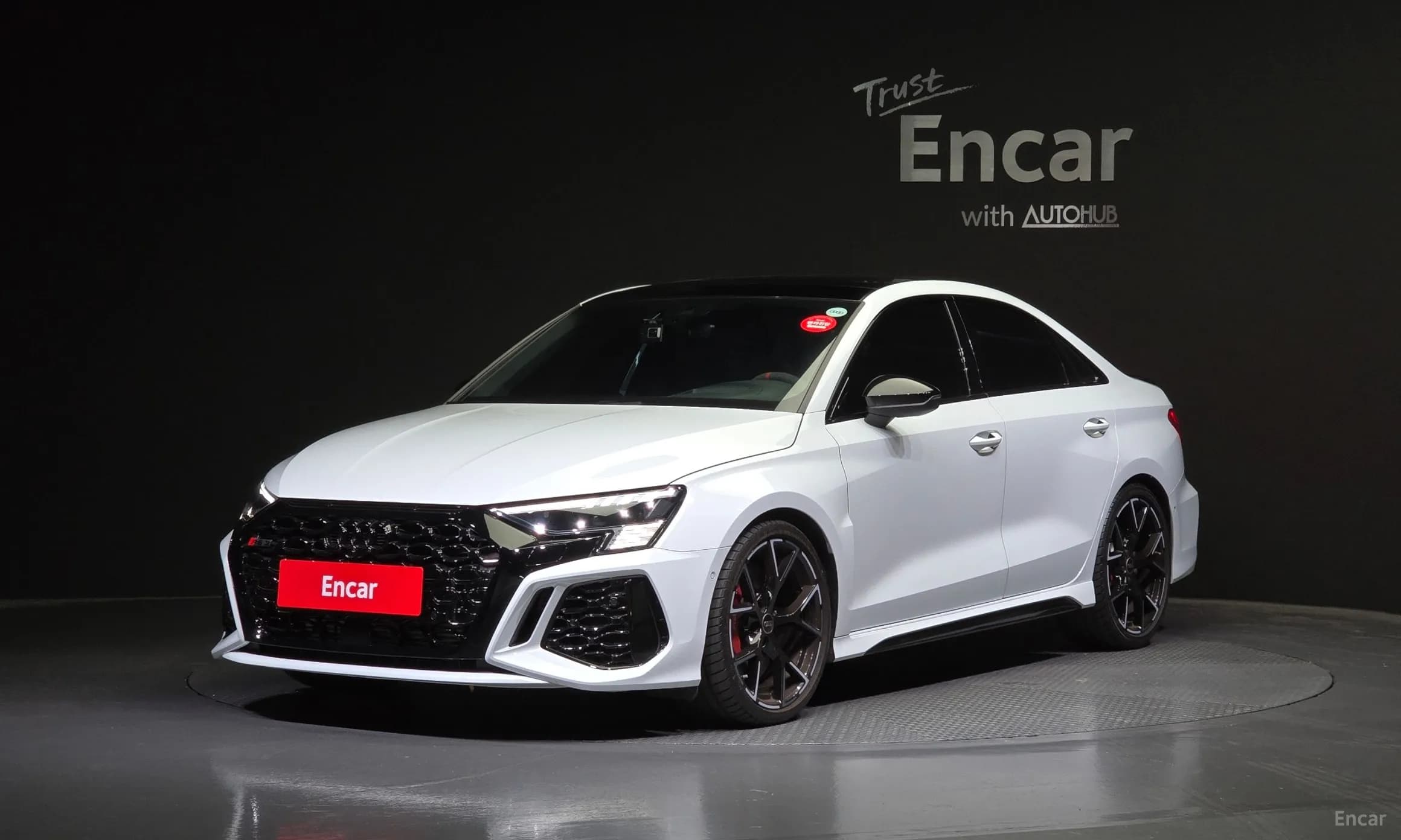 RS3 (8Y)