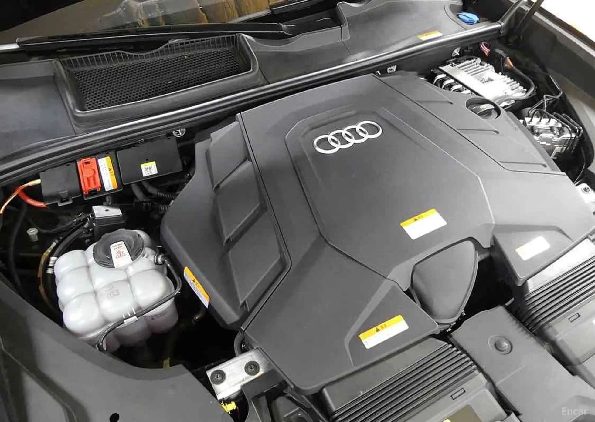 Q8 (4M)