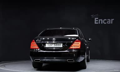 S-Class W221