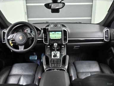 New Cayenne
