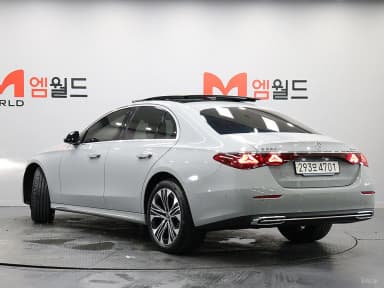 E-Class W214